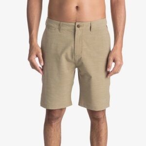 NWT  Quicksilver Amphibian slubbed shorts- 29